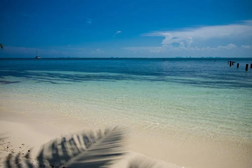 Cheerful Beach Front 3 Bedrooms Houselongo Isla Mujeres 0*,